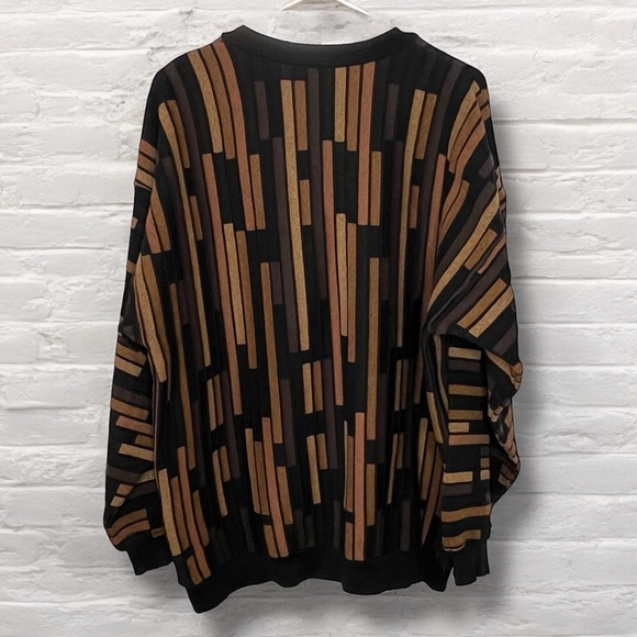 ⭐️ Vintage Tundra Canada Coogi Geometric Black Brown Sweater LARGE - Picture 2 of 8